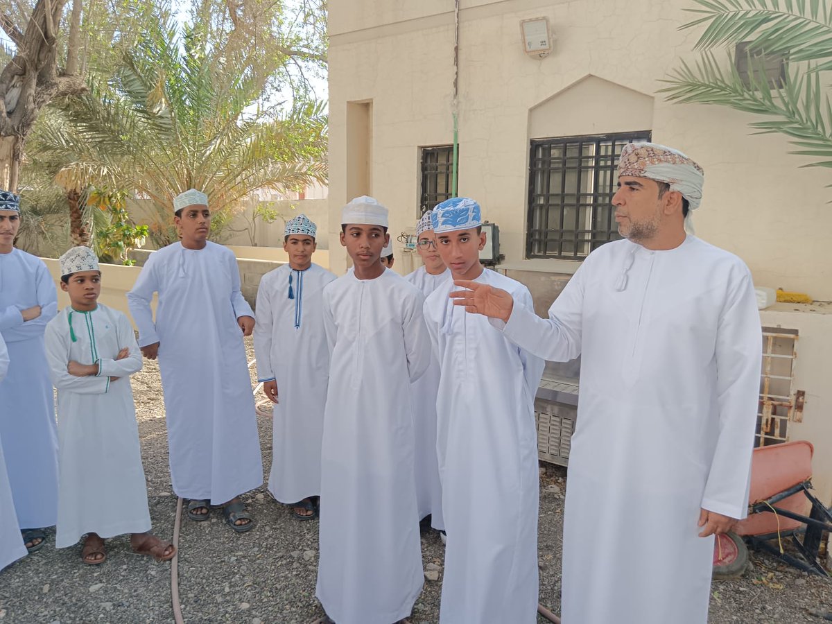 مدرسة المرتفع للتعليم الاساسي 8-10 - مدارس في الظاهرة