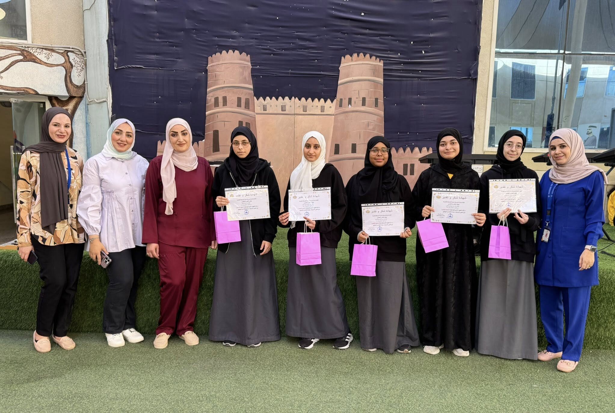 مدرسة الزهور الخاصة - مدارس في الشارقة