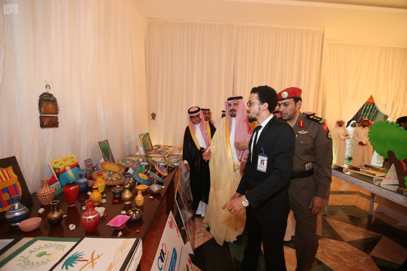 مجمع مدارس العمرية - مدارس في الجوف