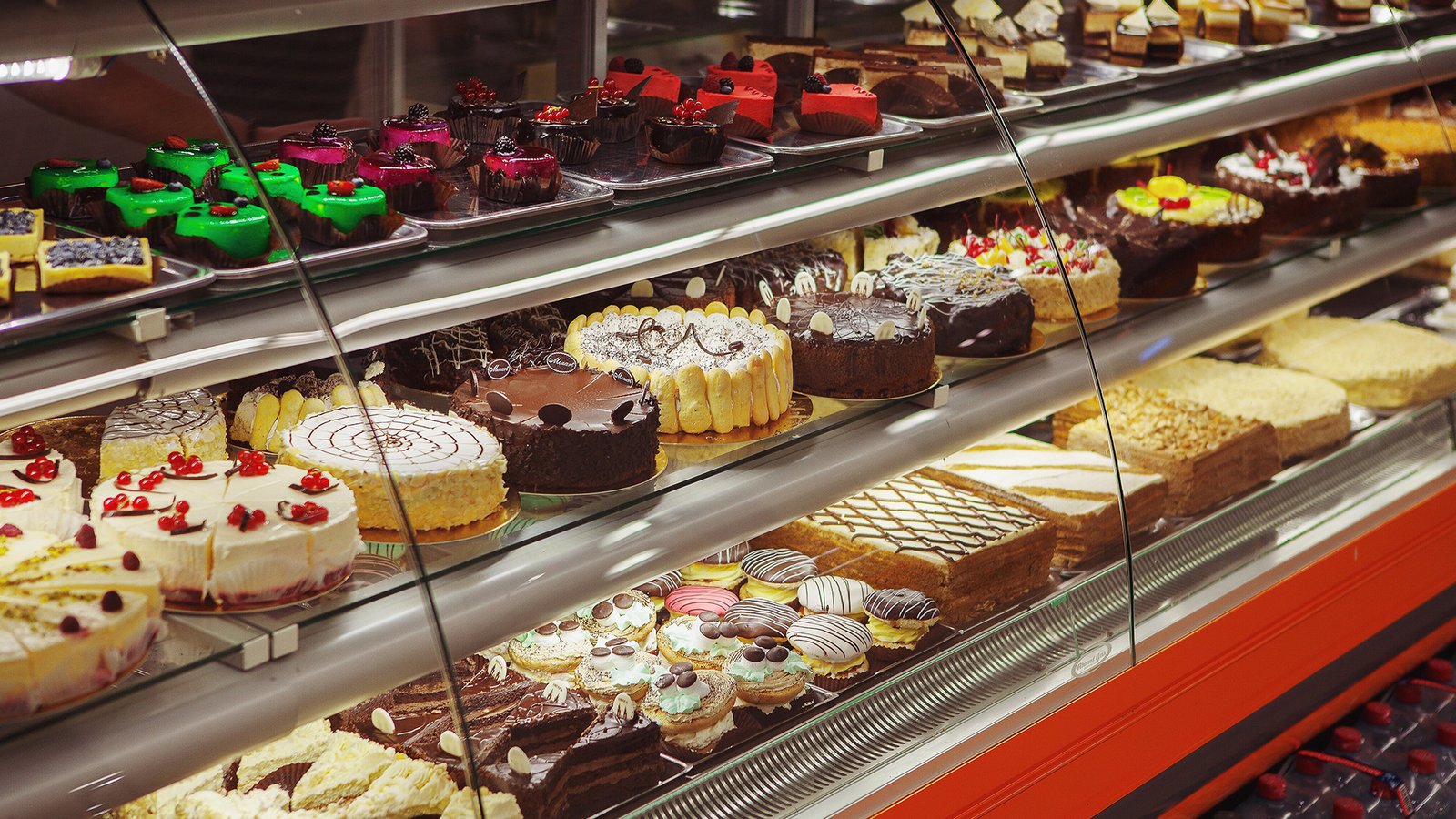 مخبوزات و حلويات كينج سويت - مخابز في المنيا