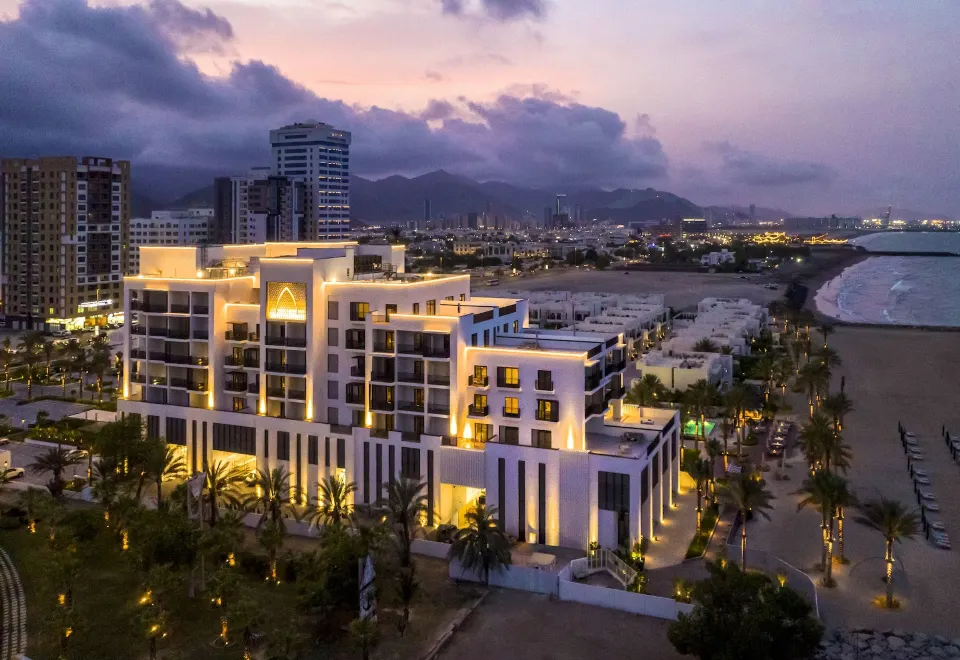 منتجع شاطئ القصر الفجيرة - فنادق في الفجيرة