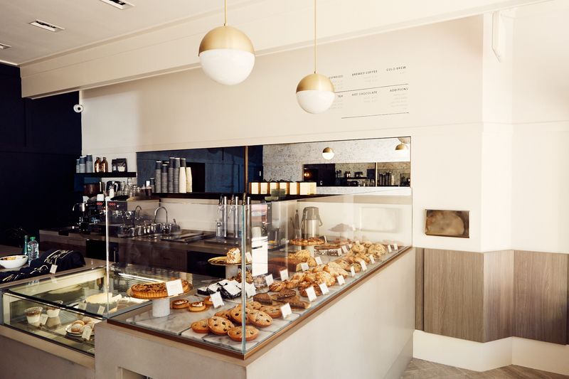 Modern daghmar Bakery - مخابز في الظاهرة