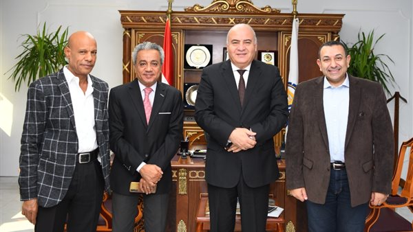 مركز بيوتى سمايل قنا - عيادات أسنان في قنا