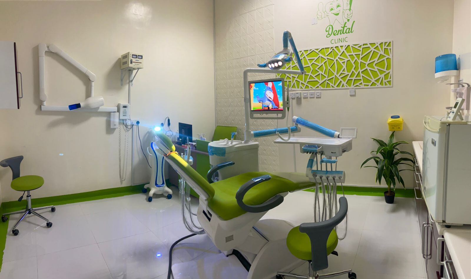 مركز فلكير لطب الأسنان فرع الرستاق - عيادات أسنان في جنوب الباطنة