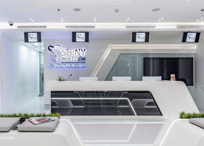 مركز شايني وايت لزراعة وتجميل الأسنان - عيادات أسنان في القاهرة