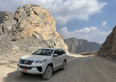 مسندم لتأجير السيارات - خدمات سيارات في مسندم