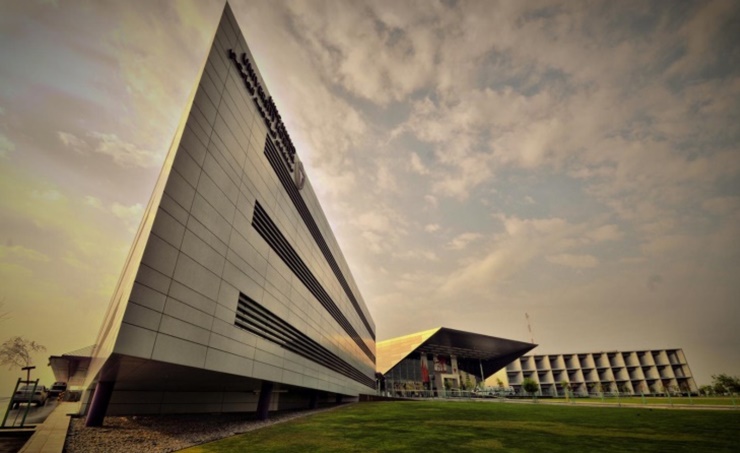 مستشفى الملك حمد الجامعي - مستشفيات في محافظة المحرق