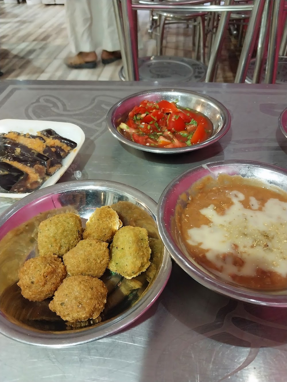 مطعم ابو طارق - مطاعم في قنا