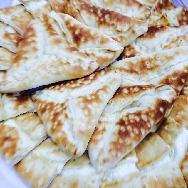 مطعم الفطيرة الجاهزة - محلات حلويات في الفروانية