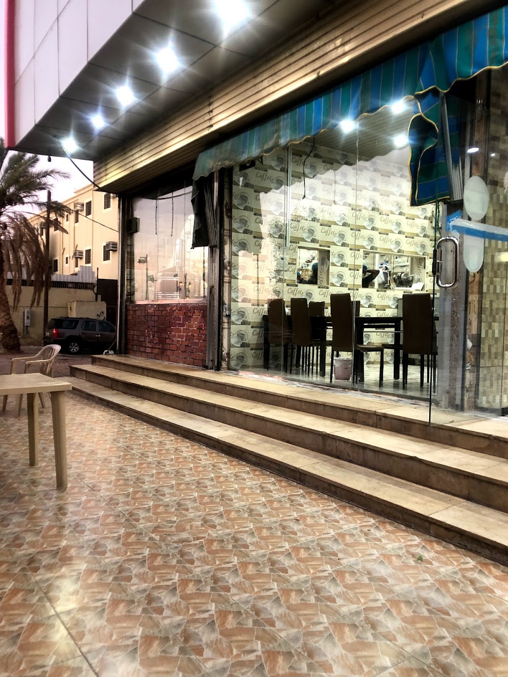 مطعم الغربية للأكلات الشعبية - مطاعم في تبوك