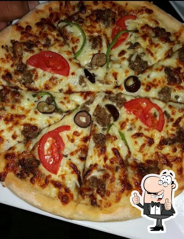 مطعم باتيسيا للبيتزا والفطائر - مطاعم في أسيوط