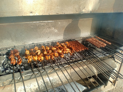 مطعم توتيست للبيتزا والكريب - مطاعم في المنيا