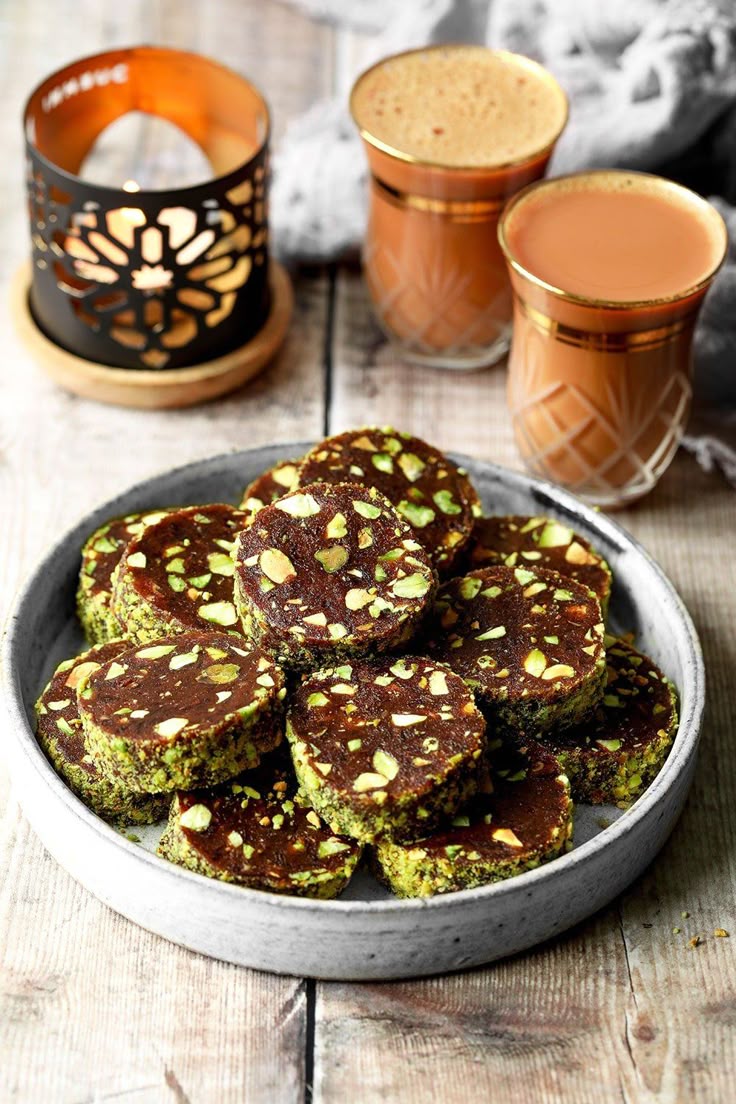 مطعم وحلويات الفستق الحلبي - حلويات في الوسطى