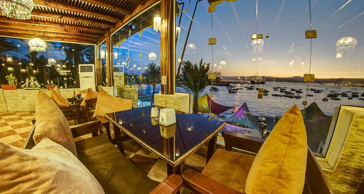 مطعم وكافيه العقبة هاوس - مطاعم في العقبة