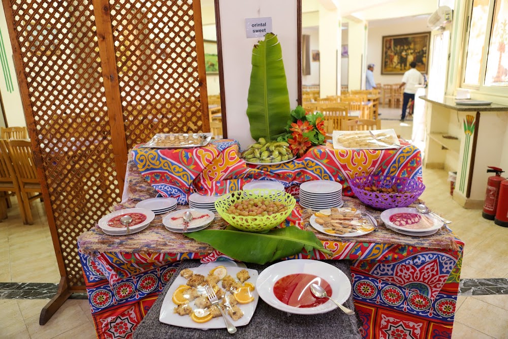 مطعم وكافيه الواحة بالأقصر Elwaha restaurant&cafe - كافيهات في الأقصر