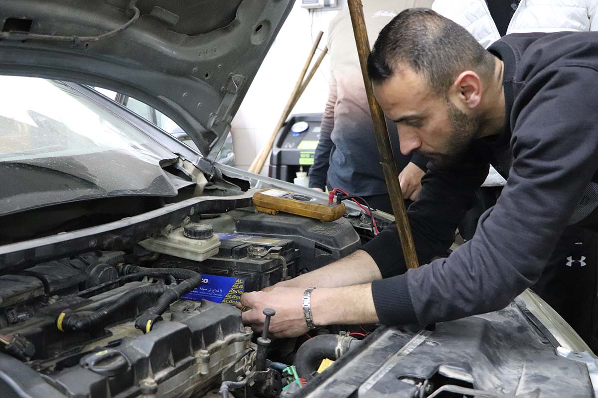 ميكانيكي mechanic - خدمات سيارات في أسوان