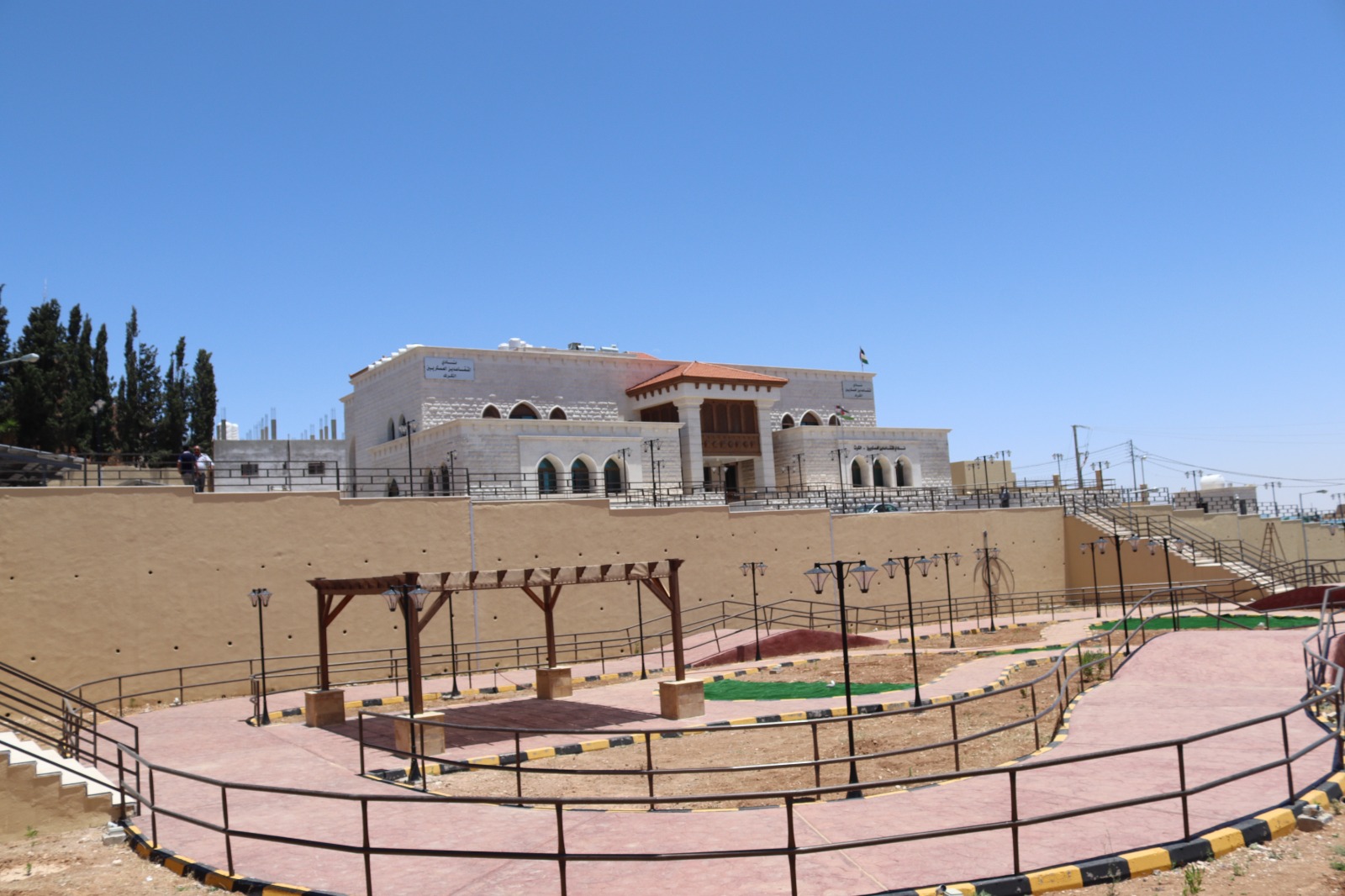 نادي المتقاعدين العسكرين الكرك - صالات رياضية في الكرك