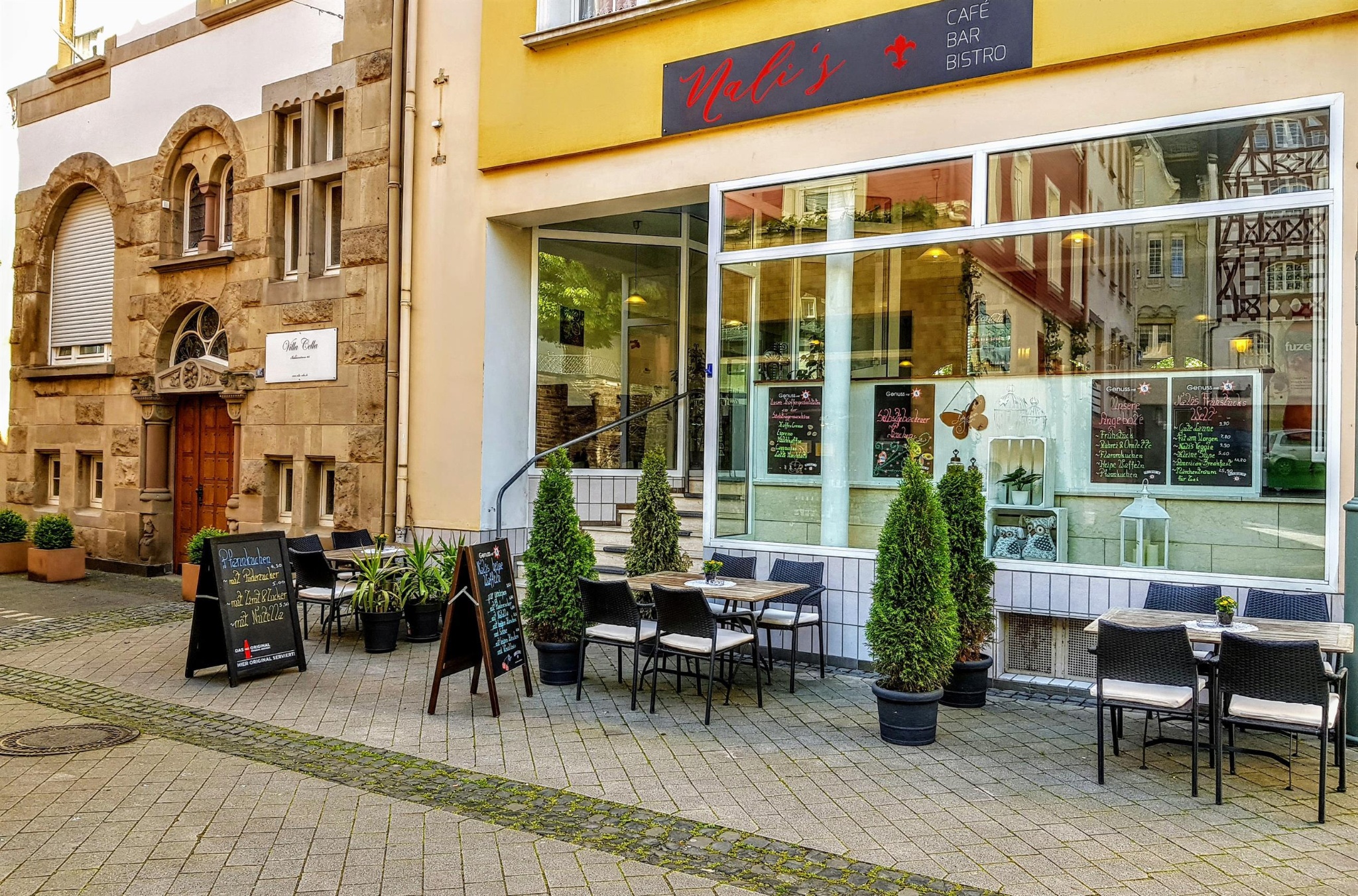 Nali’s Cafe - كافيهات في السليمانية