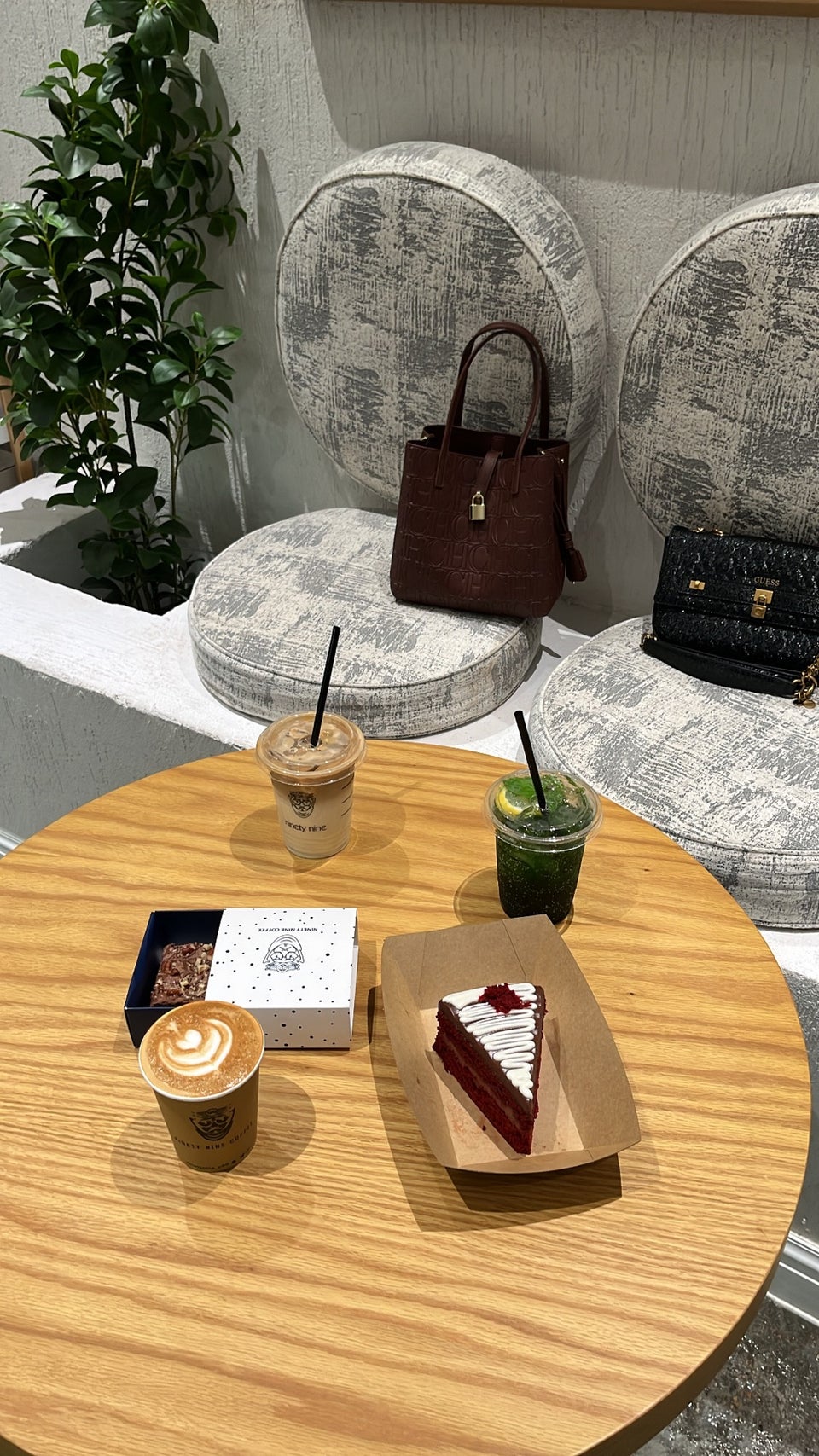 ناينتي ناين كافيه قهوة مختصة - كافيهات في الرياض