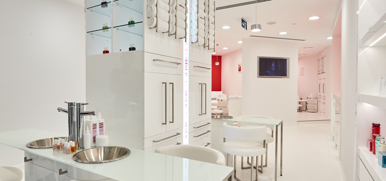 N.Bar Nail Spa & Salon - Doha Festival City - مراكز تجميل في الدوحة