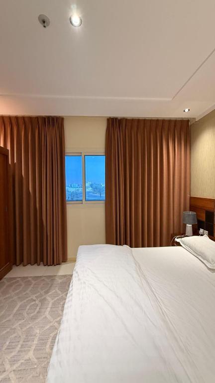 نصف القمر للشقق المخدومة Half Moon Serviced Apartments - فنادق في تبوك