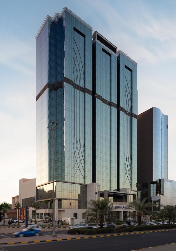 Park Inn by Radisson Hotel & Apartments Kuwait - فنادق في الأحمدي