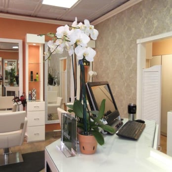 PERLE BEAUTY WOMEN PERSONAL CARE CENTER - صالونات نسائية في عجمان