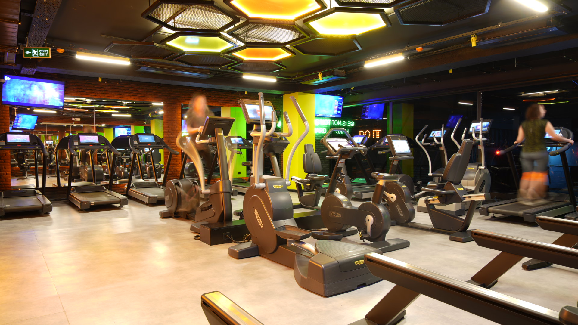 Premium Gym Baghdad بريميوم جيم بغداد - صالات رياضية في بغداد