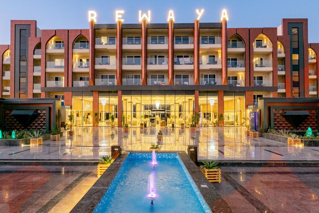 Rewaya Majestic Resort - فنادق في البحر الأحمر