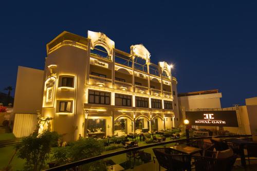 رويال جيت - Royal Gate - فنادق في أسيوط