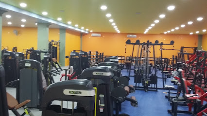 صالة قولدز جيم محافظة البريمي - صالات رياضية في البريمي