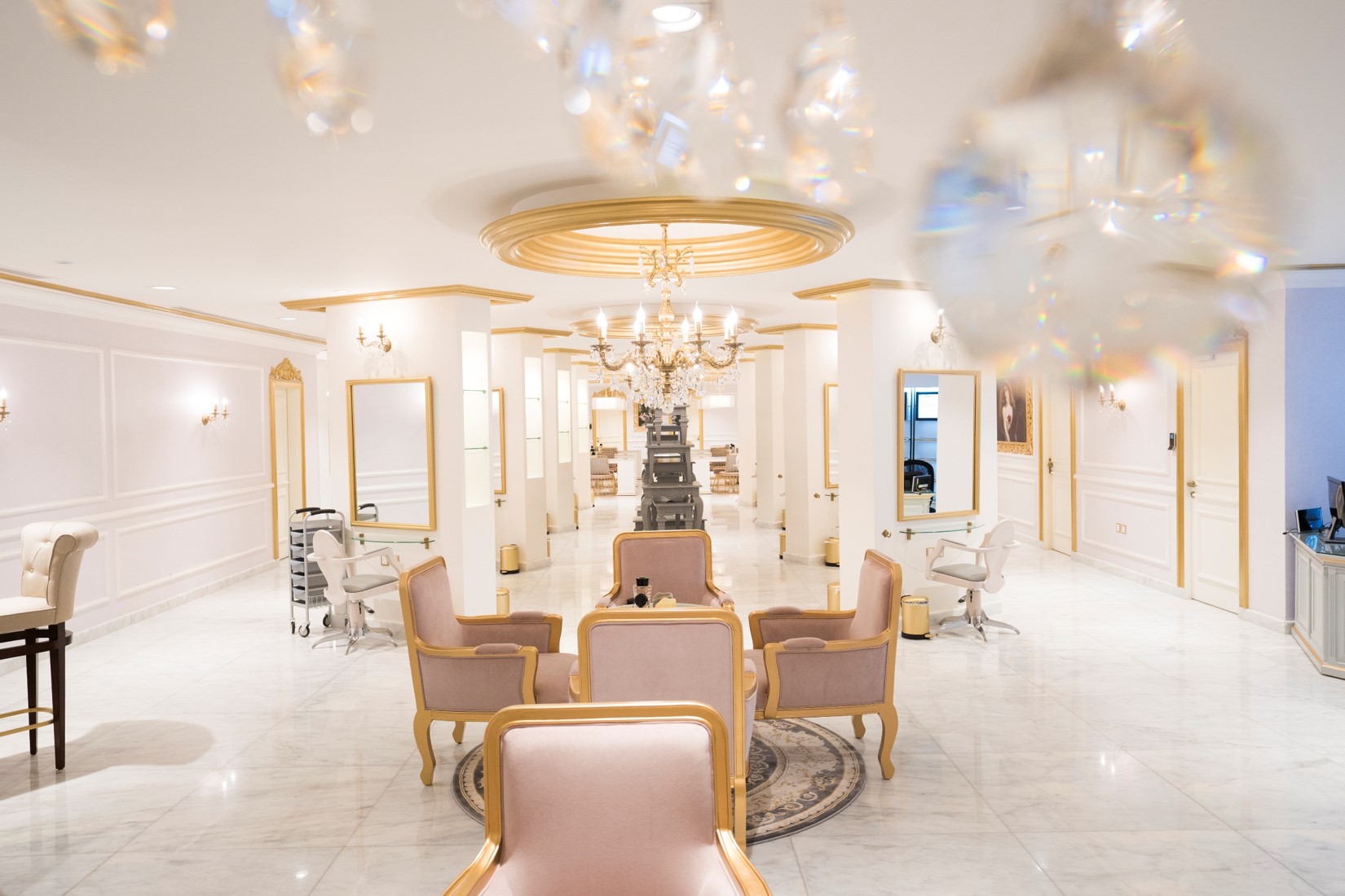 صالون أوجيني - مراكز تجميل في الرياض