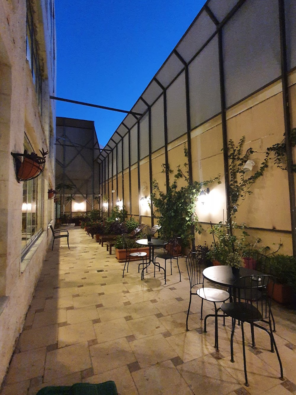 صالون وبوتيك بوب طبربور - صالونات نسائية في عمّان