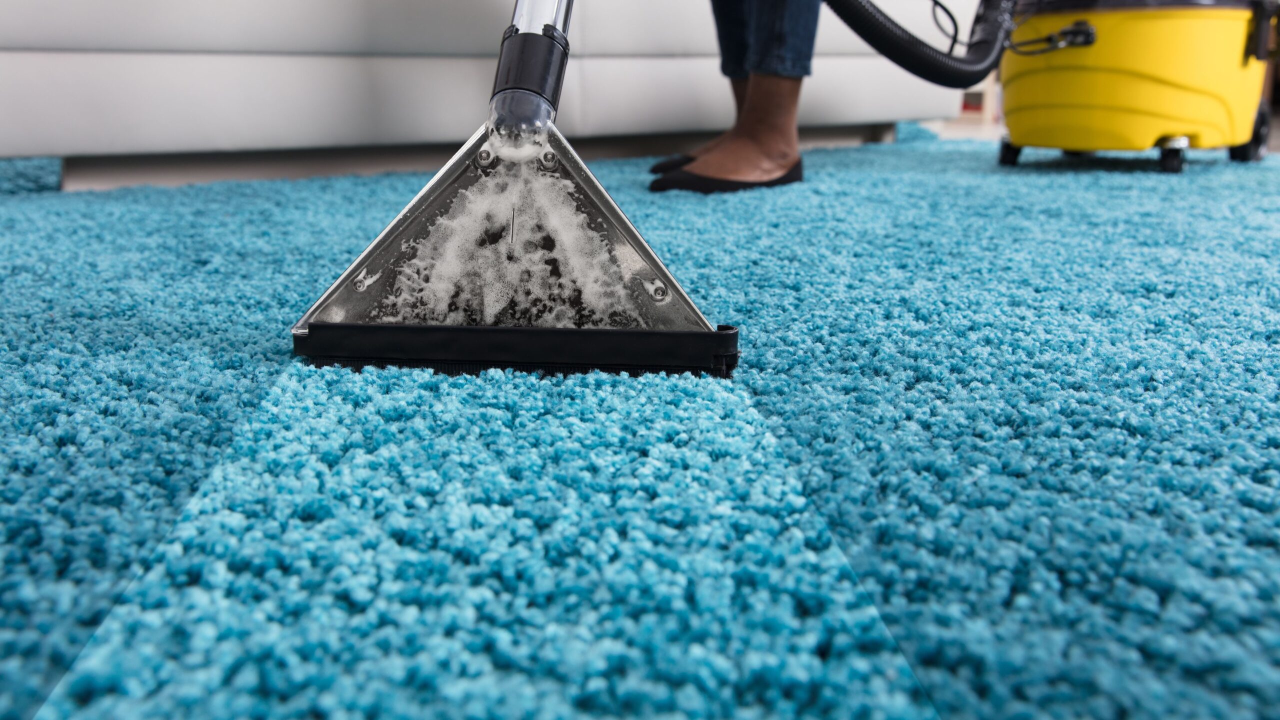 شركة احلى بيت تنظيف منازل في دبي تنظيف فلل وشقق تنظيف كنب وسجاد وموكيت تنظيف خزانات المياه بدبي - شركات تنظيف في دبي