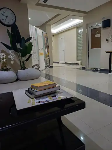 شركة صالون امل برازيليان هير لشعر المستعار - زراعة الشعر في صباح السالم