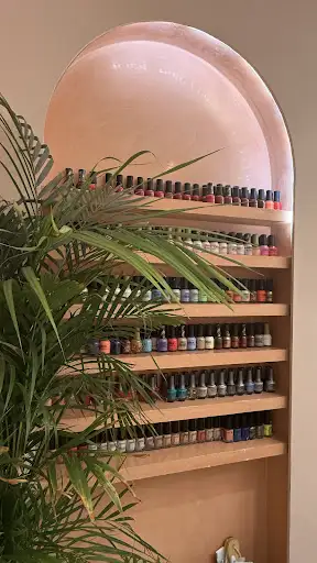 شركة صالون رشا الهندال لتجميل السيدات - مراكز تجميل في العاصمة