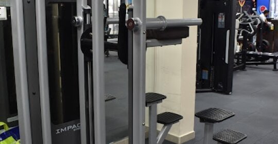 سكاي جيم للسيدات والرجال - صالات رياضية في أم القيوين