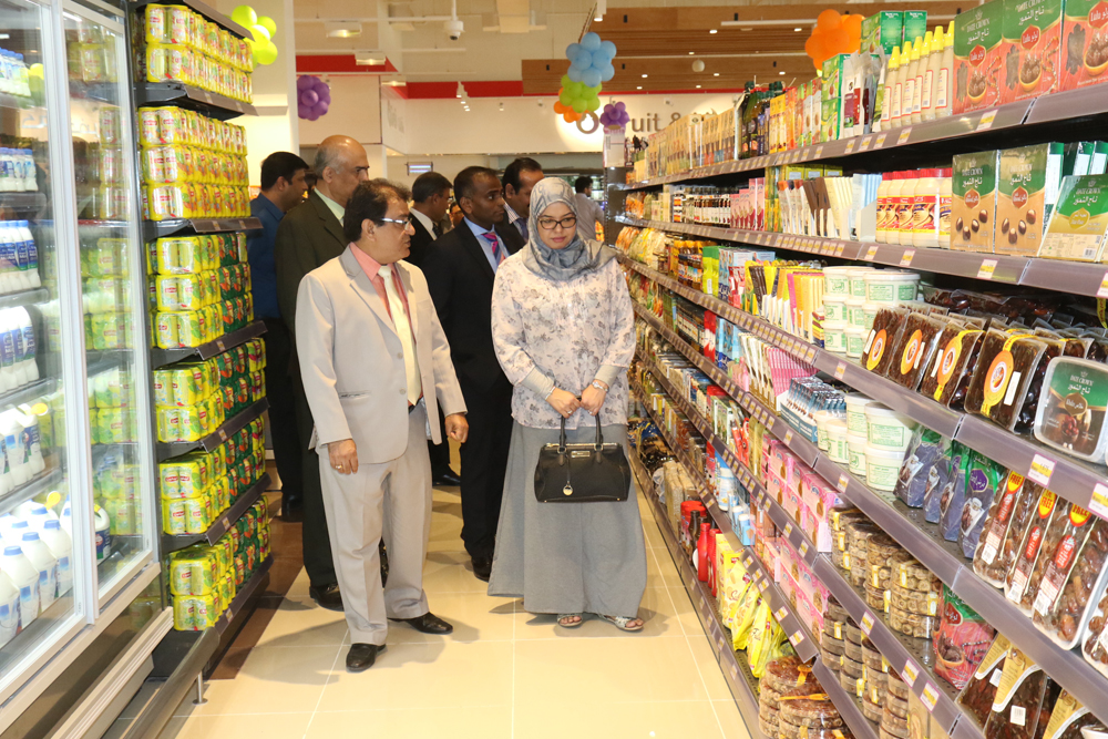 سوبر ماركت البحيرة SUPER MARKET LAKE - سوبرماركت في البحيرة