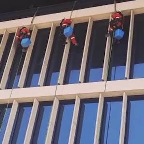 Total Ozone Green Technical Services LLC (window cleaning and facade cleaning specialists) - شركات تنظيف في دبي