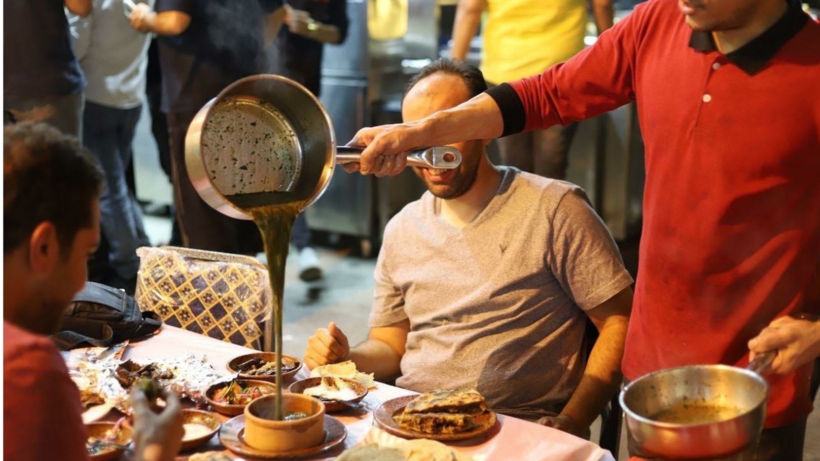 واحة خطاب للمؤكولات البدويه و المشويات - مطاعم في الغربية