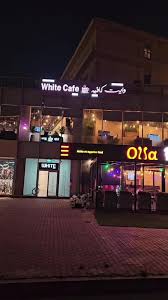 وايت كافيه - كافيهات في السالمية