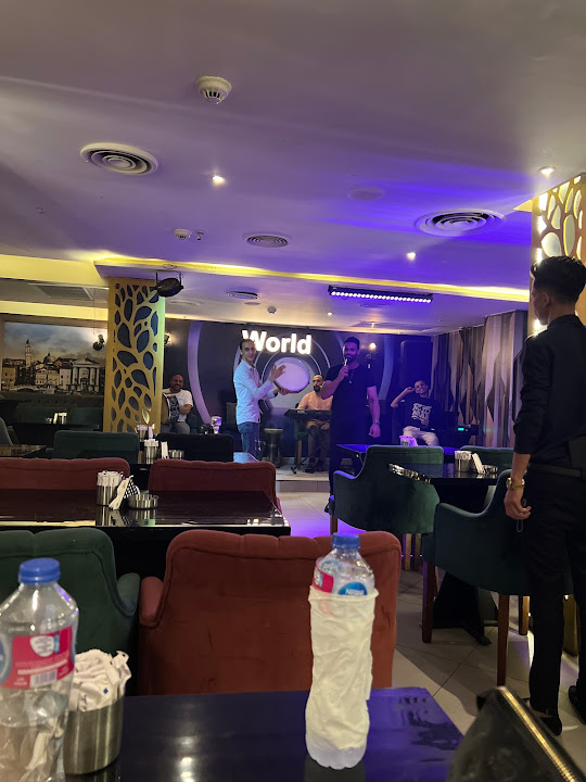 World lounge & Cafe - كافيهات في الجيزة