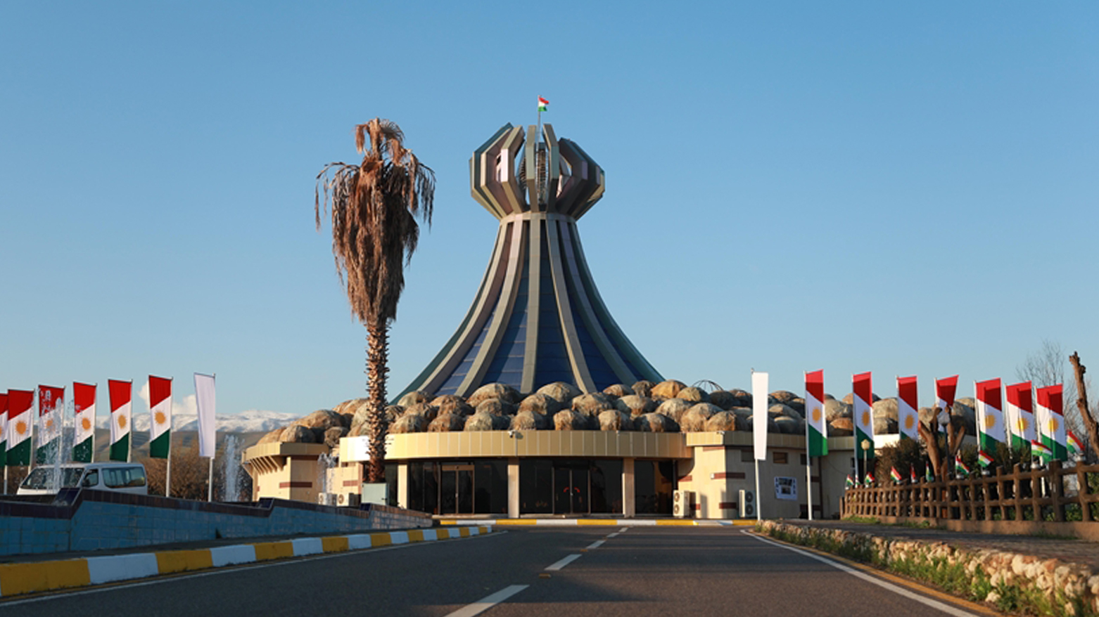 ئامادەیی پیشەسازی هەڵەبجە - مدارس في حلبجة